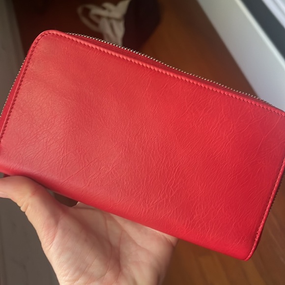 BALENCIAGA Leather Zippy Long Wallet in Red - Picture 8 of 10